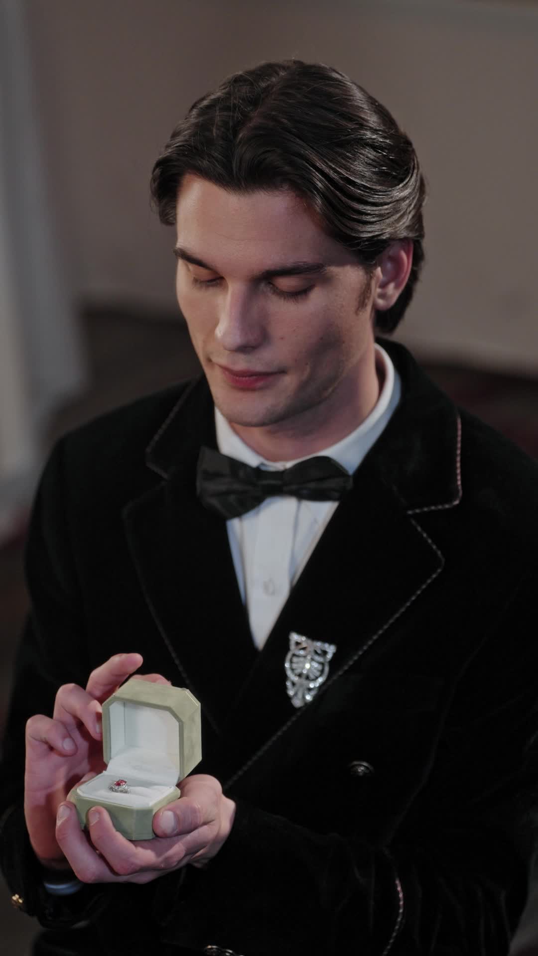 Episode 8 - It's A Wonderful Hire